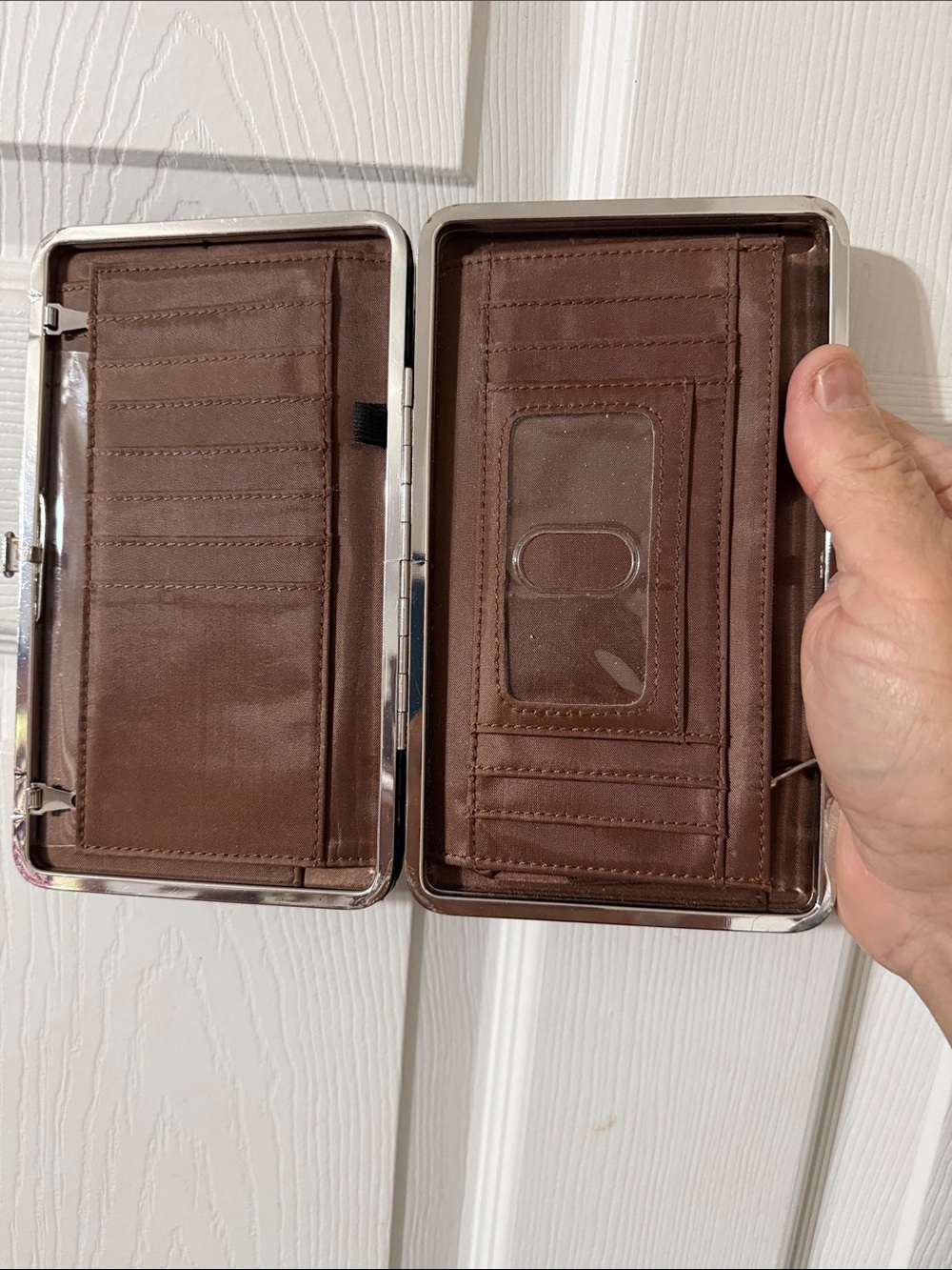 Brown Croc-Embossed Women's Wallet - Picture 4 of 6